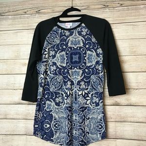 Small Lularoe Randy raglan tee